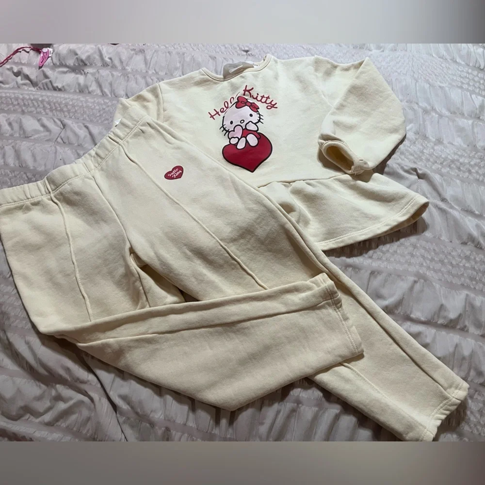 2pc Hello Kitty Printed Sweatsuit